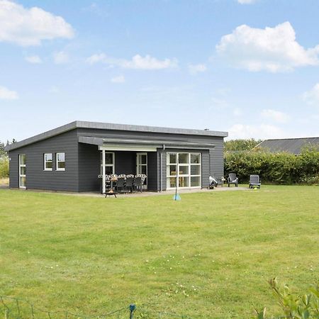 Lovely Home In Tarm With Wifi Eksteriør billede